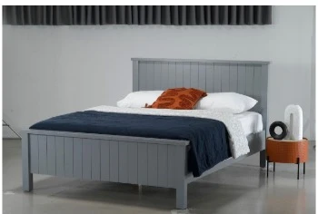 מיטות מעץ מלא