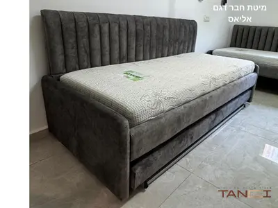 מיטת חבר דגם אליאס כולל מזרונים